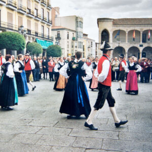 2002 spagna sfilata e ballo in piazza Zamora